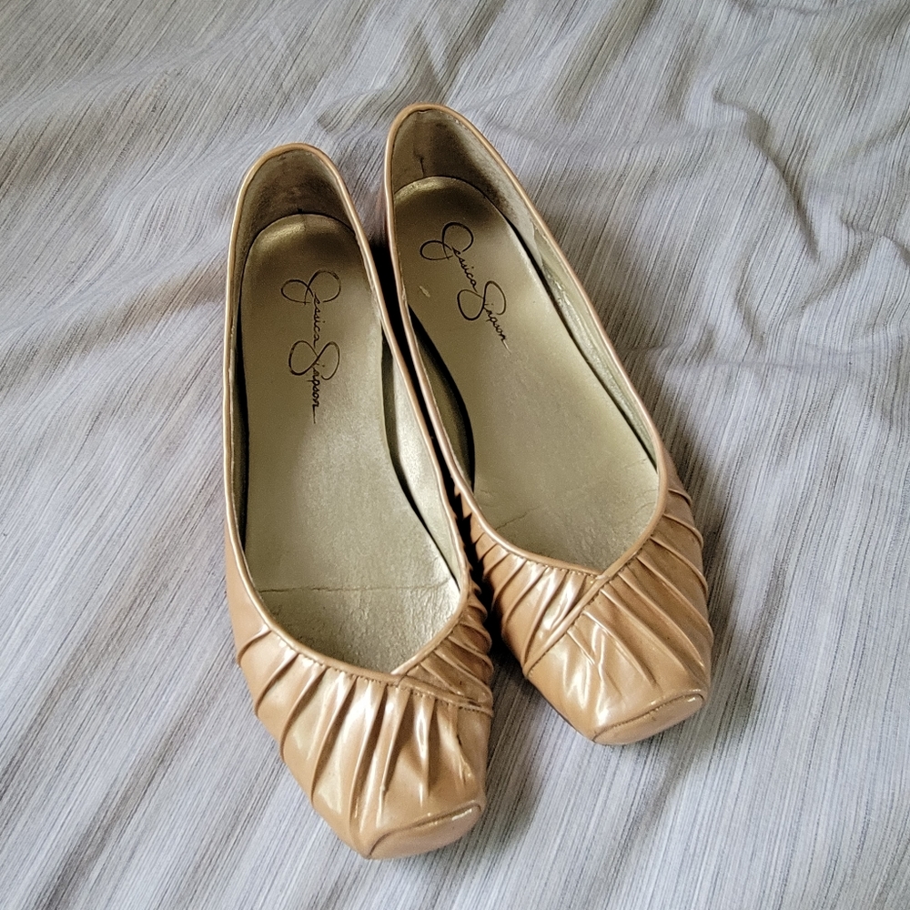 Jessica Simpson flats